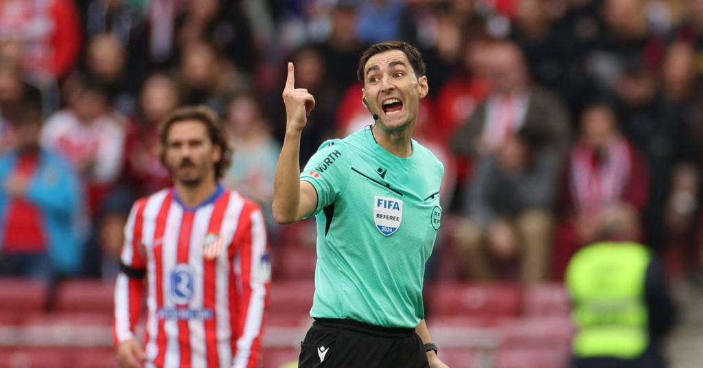Copa del Rey Final Referee Breaks Down Over Real Madrid TV Criticism 2 Criticism,
Cope Del Rey