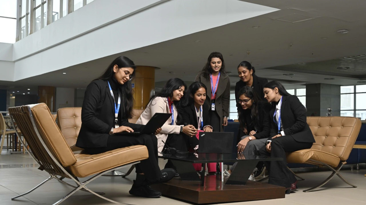 employees from india in uk 075719678