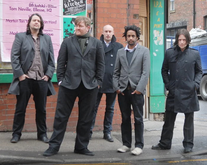 Top 7 Facts About Elbow's Hit 'One Day Like This' You’ll Love 2 image 1078