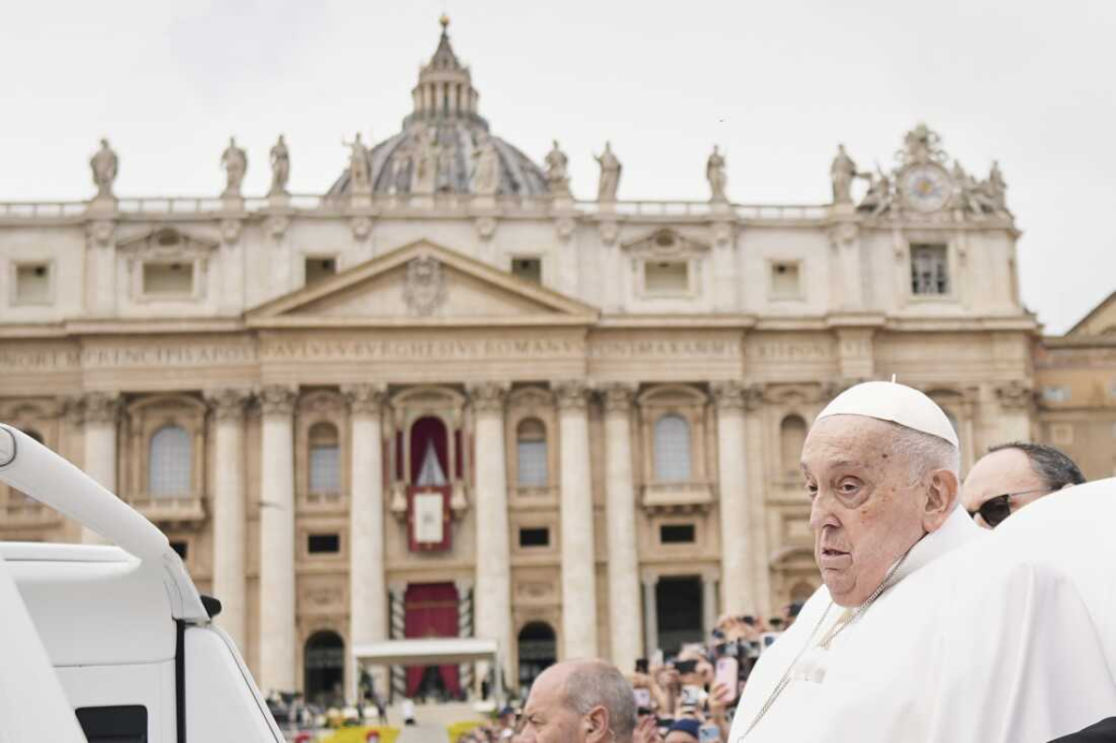 pope

