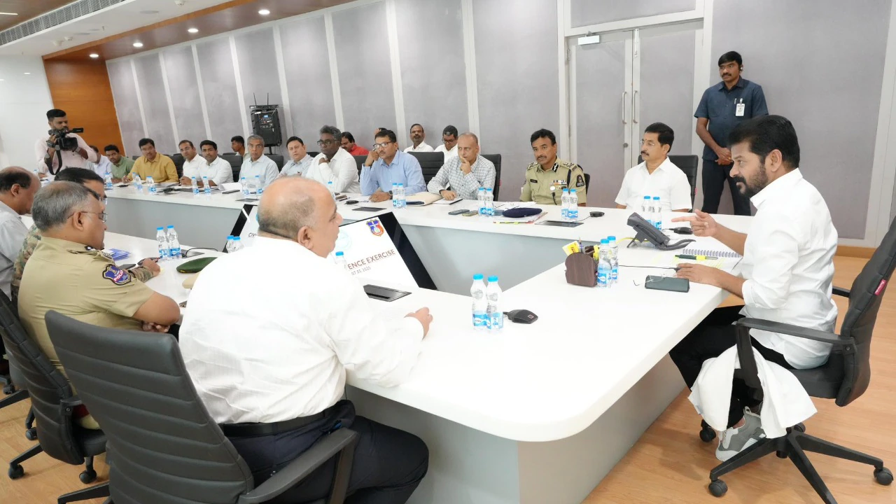revanth reddy reviews telangana security after operation sindoor strikes cancels leaves orders cra 07330755