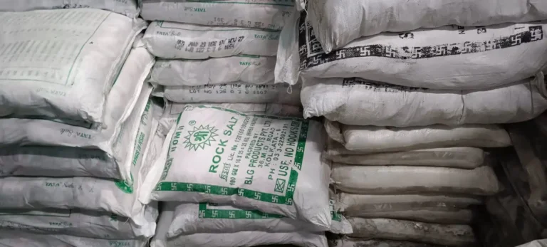 India-Pakistan Conflict Halts Himalayan Pink Salt Trade in 2025