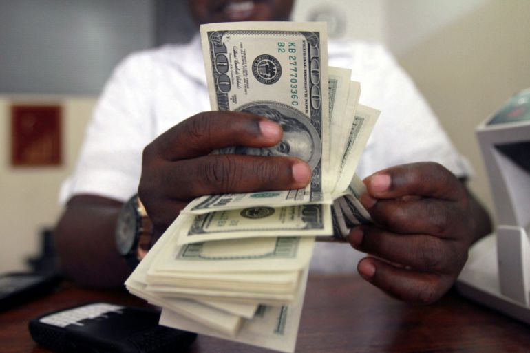Nigerians Fall Victim to Crypto Scam: CBEX Ponzi Warning 3 I invested in a Ponzi scheme': Nigerians fall victim to crypto scams | Poverty and Development News | Al Jazeera